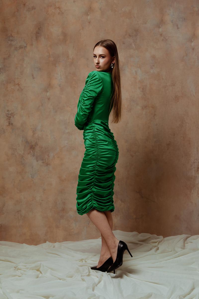 Žalia suknelė